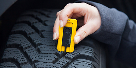 Comment vérifier l’usure des pneumatiques lors de l’achat d’une voiture d’occasion ?